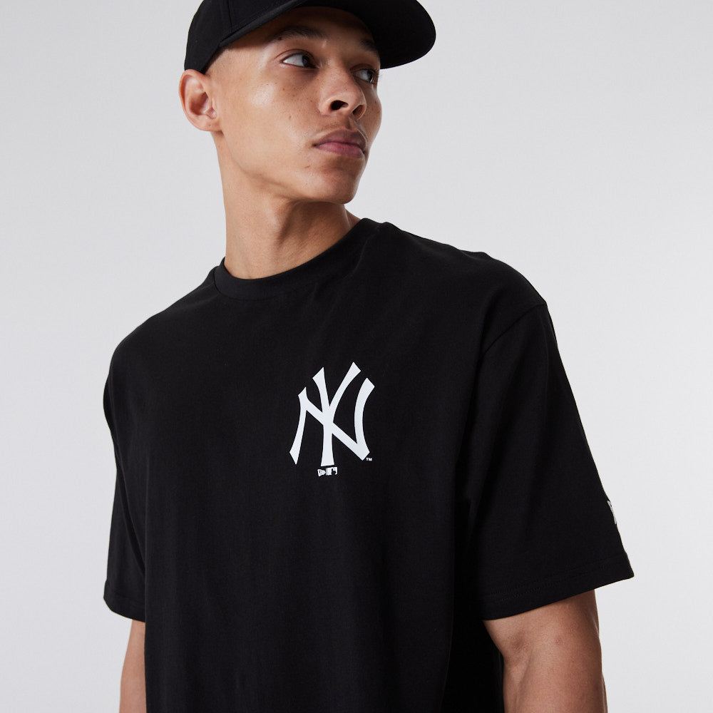 NEW ERA MLB BIG LOGO OVERSIZED TEE NEYYAN BLK, Black Men's T-shirt