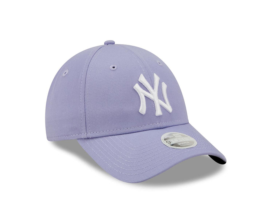 New York Yankees 9FORTY League Essentials Womens Lilac Cap