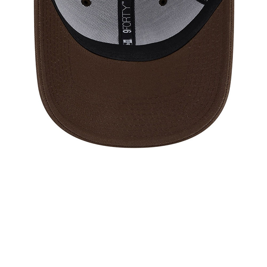 New York Yankees 9FORTY League Essential Brown Cap