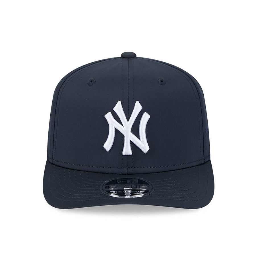 New York Yankees 9SEVENTY Performance Navy Cap