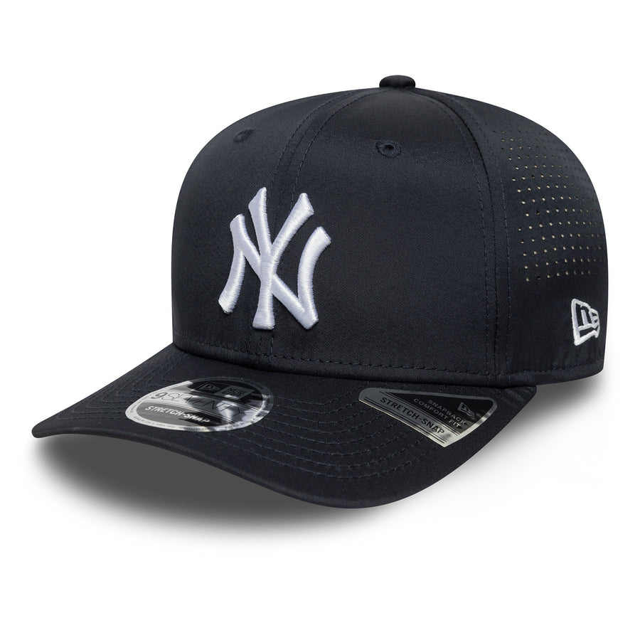 New York Yankees 9SEVENTY Performance Navy Cap