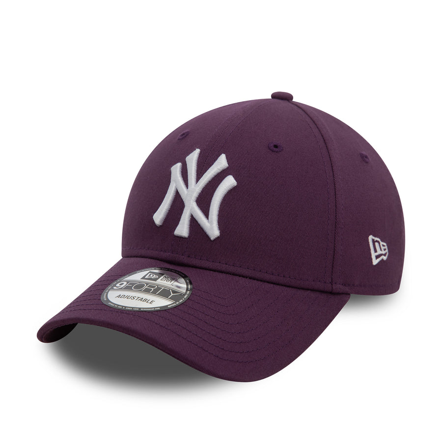 New York Yankees 9FORTY League Essential Dark Purple Cap