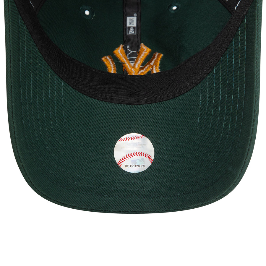 New York Yankees 9TWENTY League Essential Dark Green Cap