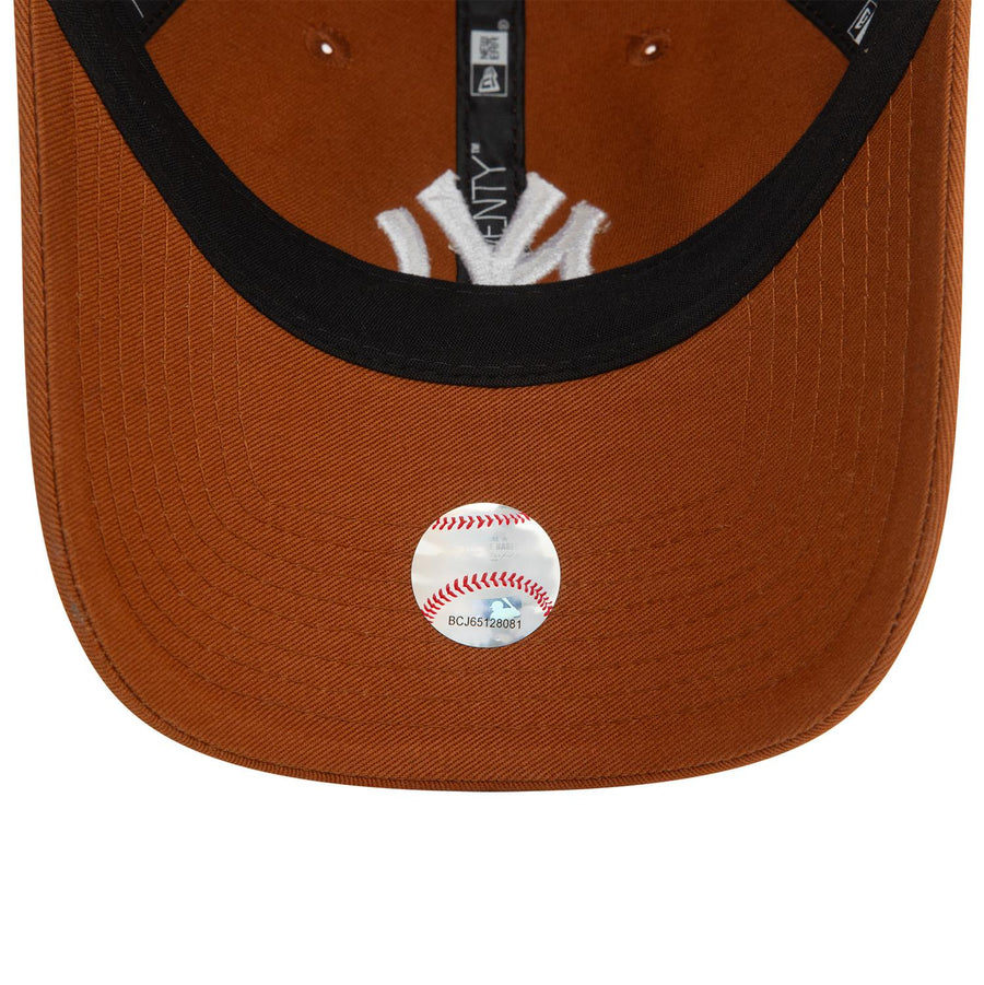 New York Yankees 9TWENTY League Essential Brown Cap