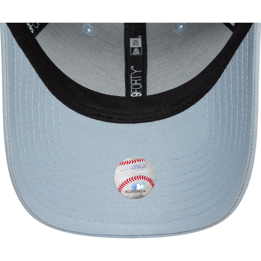 New York Yankees 9FORTY League Essential Pale Blue Cap