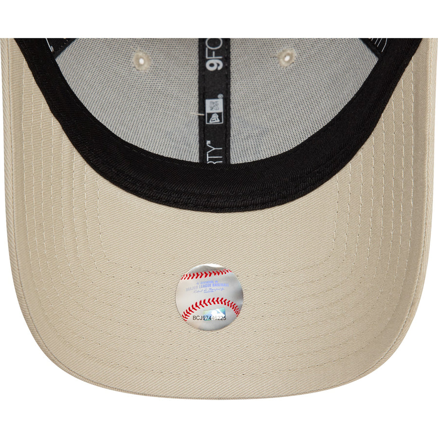 New York Yankees 9FORTY Team Outline Stone Cap