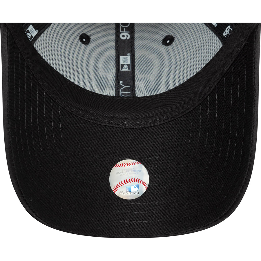 New York Yankees 9FORTY Womens Satin Black Cap