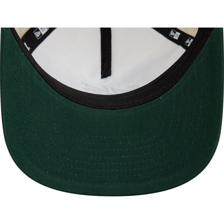 New Era Precurved Unstructured Ivory/Green Golfer Cap