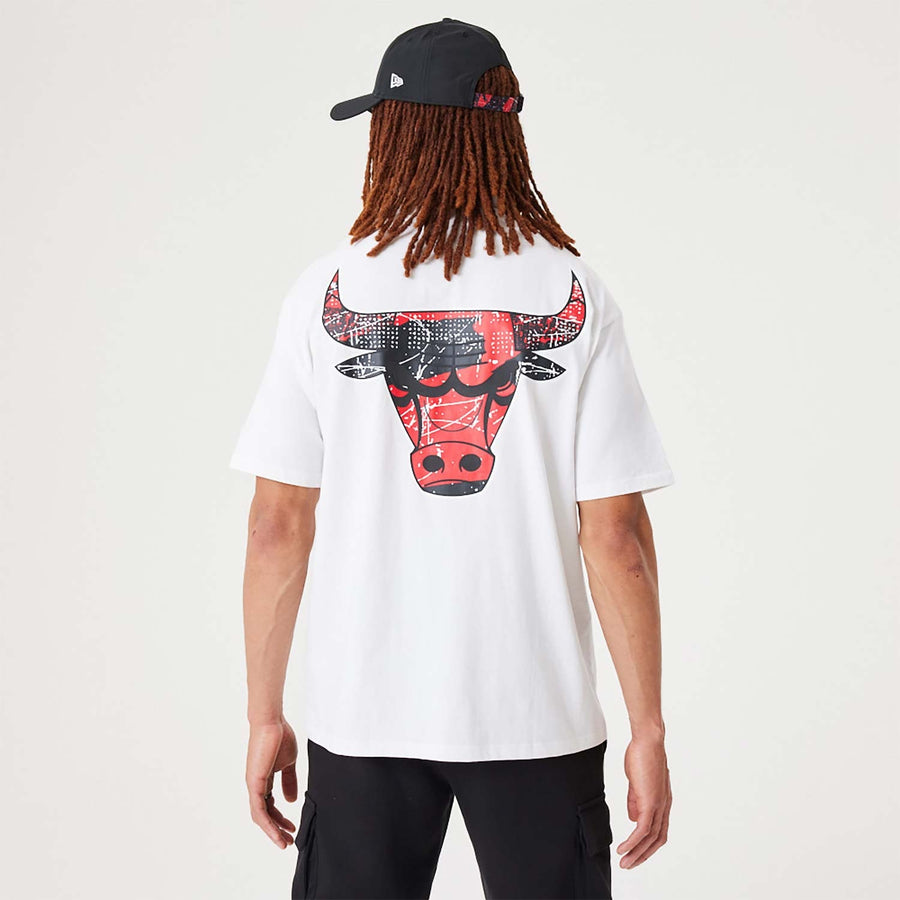 Chicago Bulls Infill Team Logo Over Sized White Tee