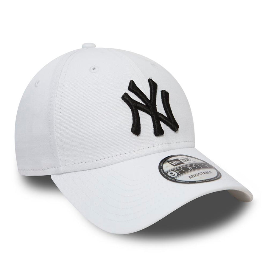 New York Yankees 9FORTY League Basic White/Black Cap